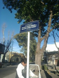 Reponen Placa en  Plaza de Villa Luro 6